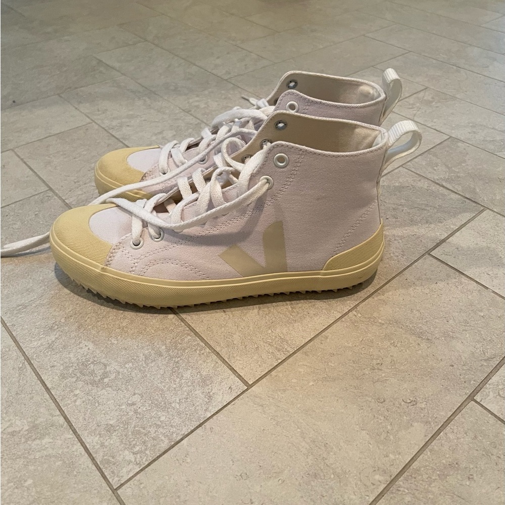 Veja Hightop Sneakers